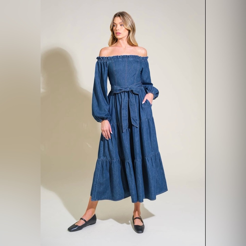 NWT Boutique Luna Off-Shoulder Long Sleeve Denim Maxi Dress